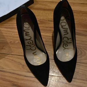 Black pointy toe suede heel 4 inches Sam Edelman Danna shoe